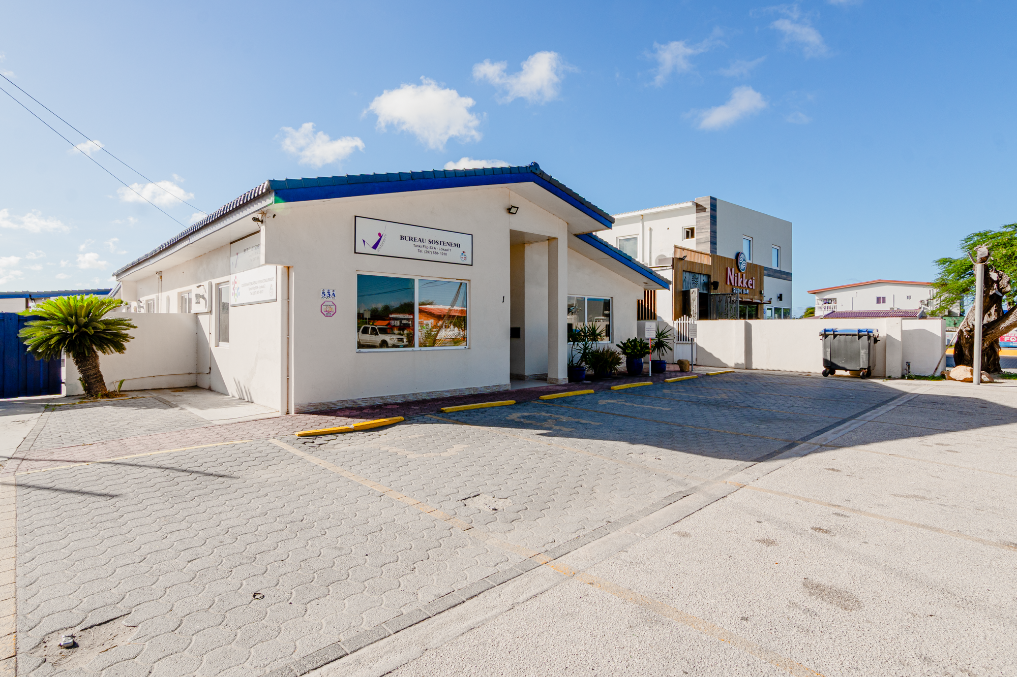 Top Commercial Space in Tanki Flip/ Noord main road
